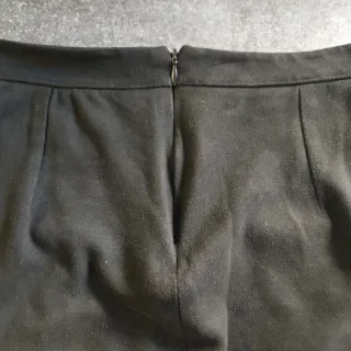 Minifalda negra Lefties