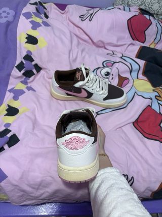 Nike x Travis Scott Marrones y Rosas