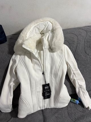Chaqueta Oysho esquí blanca talla L