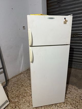 Nevera Corbero blanca