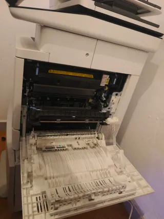 Impresora HP MFP E57540 Láser Color