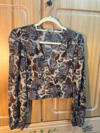 Blusa estampada paisley manga larga