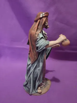 Figura Pastor con Cántaro 21cm