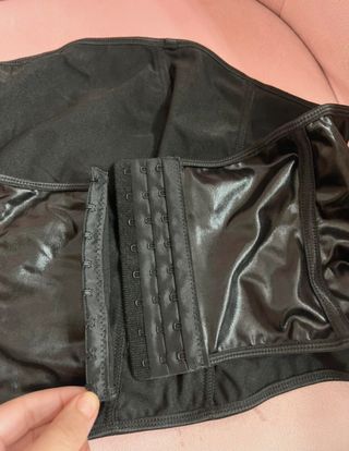 Top Corset Negro Efecto Piel