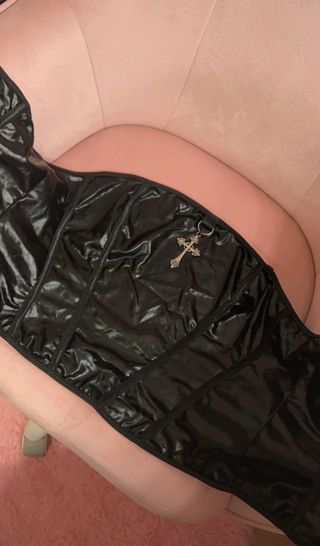 Top Corset Negro Efecto Piel