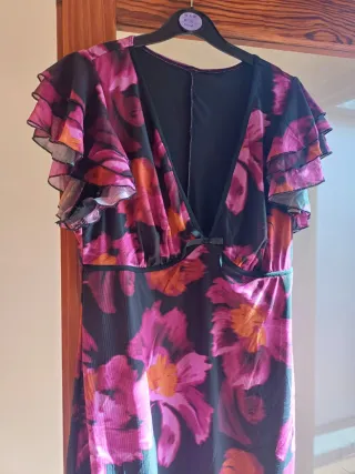 PRECIOSO Vestido estampado manga volantes