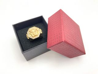sello oro 18k con circonita