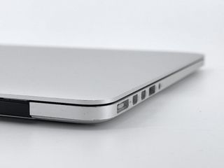 MacBook Pro 15" Intel Core i7 2.8GHz 4 núcleos - SSD 256GB - 16GB RAM