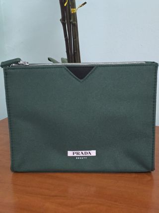 Trousse marca Prada. Mai usata