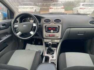 Ford Focus 2010