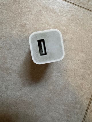 Adaptador de Corriente Apple A1385 USA