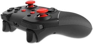 mando pro controller freaks and geeks black and red