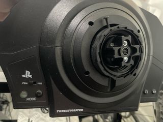 Base Thrustmaster T300