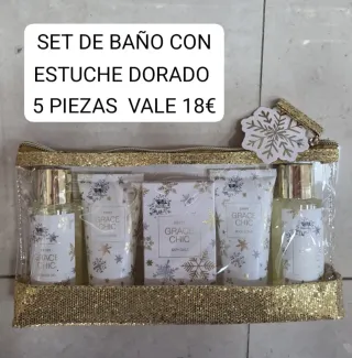 Set de baño con estuche dorado