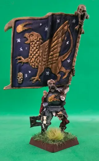 WARHAMMER TOW IMPERIO PORTAESTANDARTE DEL GRIFO