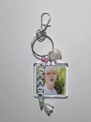 Llavero JIN BTS Kpop Doble Cara