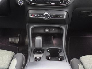 VOLVO XC40 1969 HIBRIDO