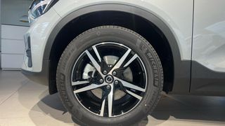 VOLVO VOLVO XC40 todoterreno 2.0 B3 MHEV CORE DCT 5P