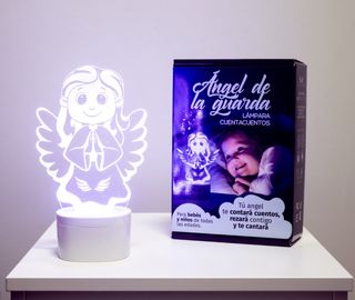 Luz de noche infantil ángel cuenta cuentos