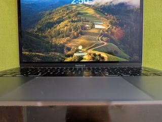 MacBook Air Intel i5 8GB 256GB SSD Gris