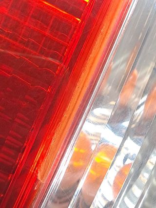 PILOTO TRASERO DERECHO KIA SORENTO