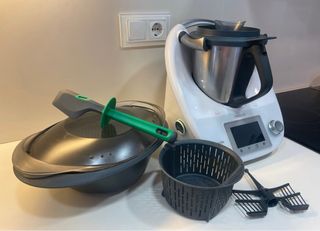 Thermomix TM5. Poco uso.
