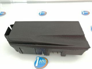 CAJA RELES / FUSIBLES SAAB 9-3 BERLINA (2)