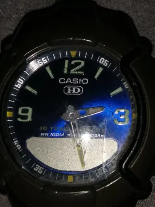 Reloj Casio HD WR 100M