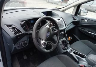 Centralita motor ford 2065237 av6112a650zh c-max