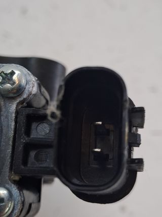 ELEVALUNAS TRASERO DERECHO HYUNDAI I20 (3)