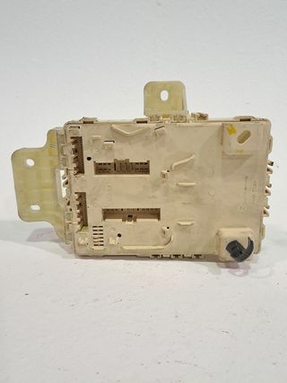 CAJA RELES / FUSIBLES HYUNDAI IX35 (4)