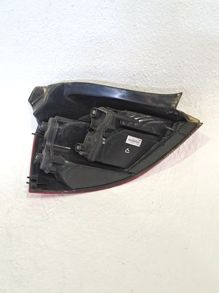 PILOTO TRASERO DERECHO RENAULT MEGANE II (BM0/1_, CM0/1_) (2)