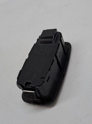 LUZ INTERIOR HYUNDAI KONA (4)