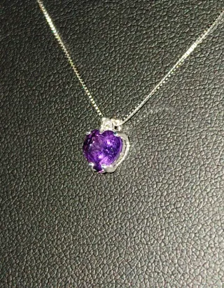 Collar y Colgante Corazón Amatista oro 18k