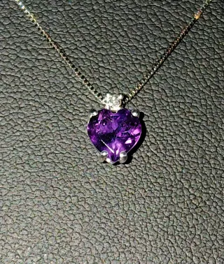 Collar y Colgante Corazón Amatista oro 18k