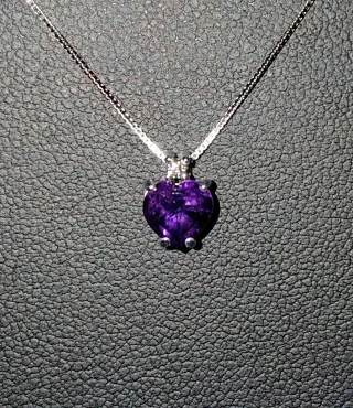 Collar y Colgante Corazón Amatista oro 18k