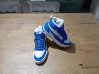 NUEVAS Zapatillas Puma altas azules y blancas