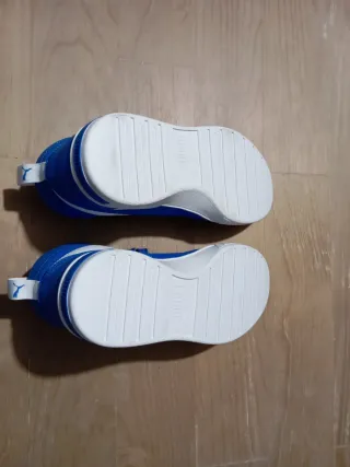 NUEVAS Zapatillas Puma altas azules y blancas