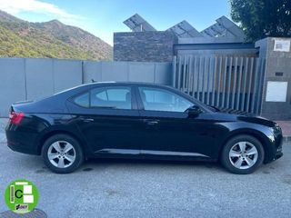 SKODA Superb 1.5 TSI 110 kW (150 CV) Active
