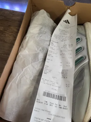 Zapatillas Adidas grises y verdes