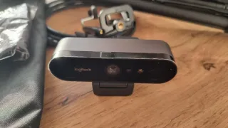 Logitech BRIO 4K Webcam + Trípode