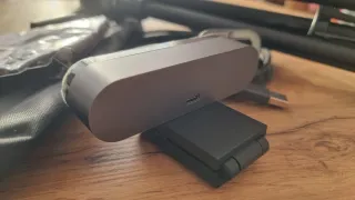 Logitech BRIO 4K Webcam + Trípode