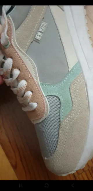 Zapatillas NYC Beige y Verde Talla 36