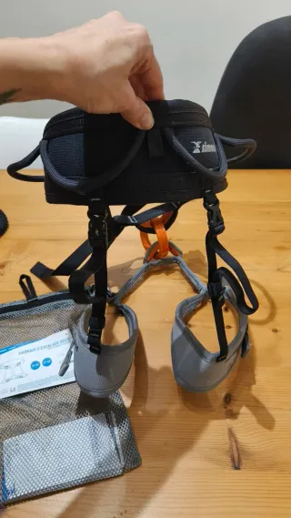 Arnés Simond Ferrata y Escalada Talla S-M