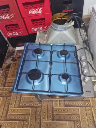Cocina de gas Beko 4 fuegos