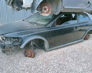 Llanta volvo 30647836 c30 1.6 266144