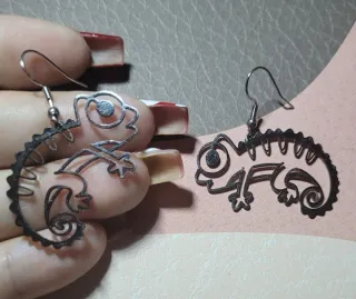 Pendientes de salamandra