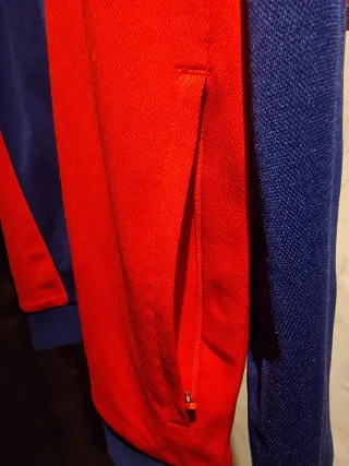 Chaqueta Lacoste Azul y Roja