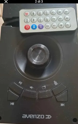 Cassa Bluetooth Torre Bianca e Nera