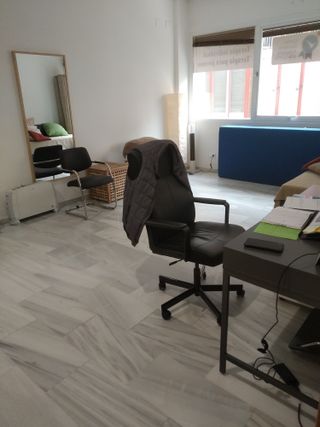 Oficina Edificio Cristal en Calle Luis Montoto 107